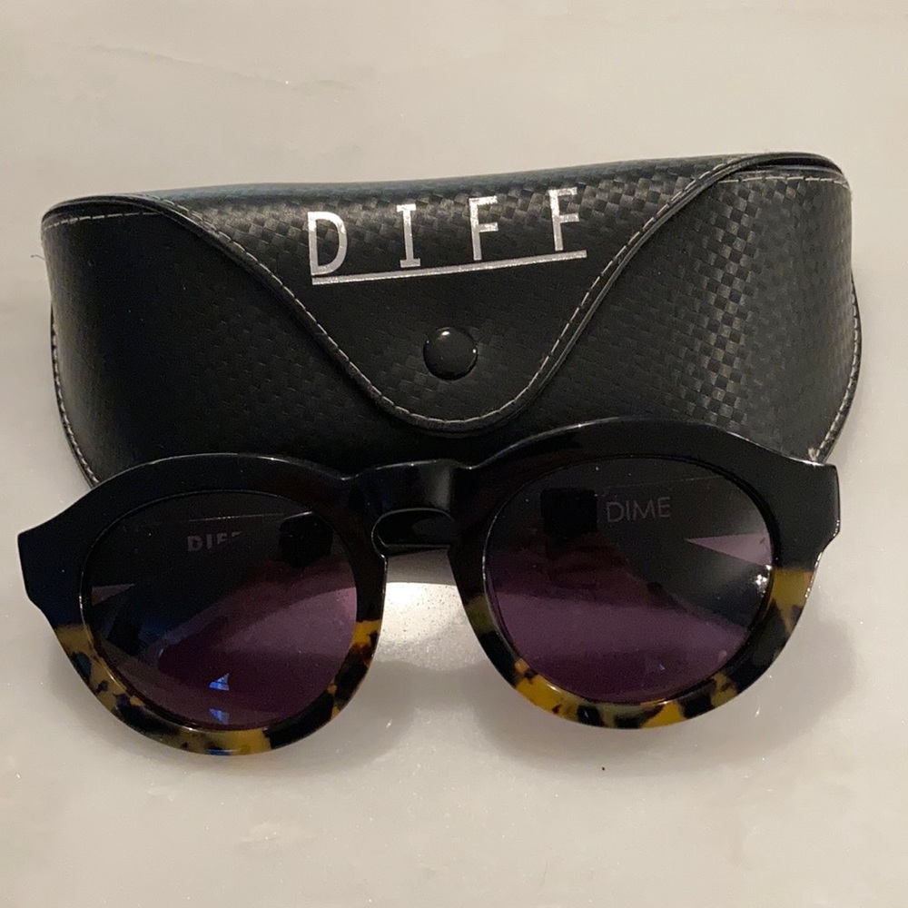 Diff Sunglasses Womens - image 1